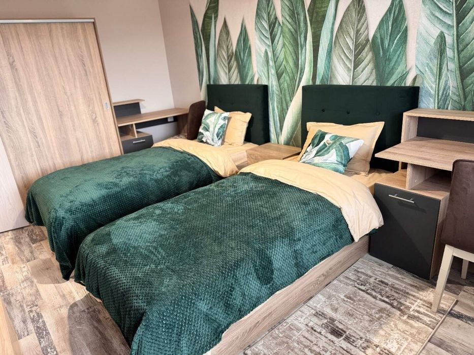 Продава се Тристаен апартамент в Плевен, Дружба 3 - 93 кв.м за 1484 €/кв.м - Снимка #4