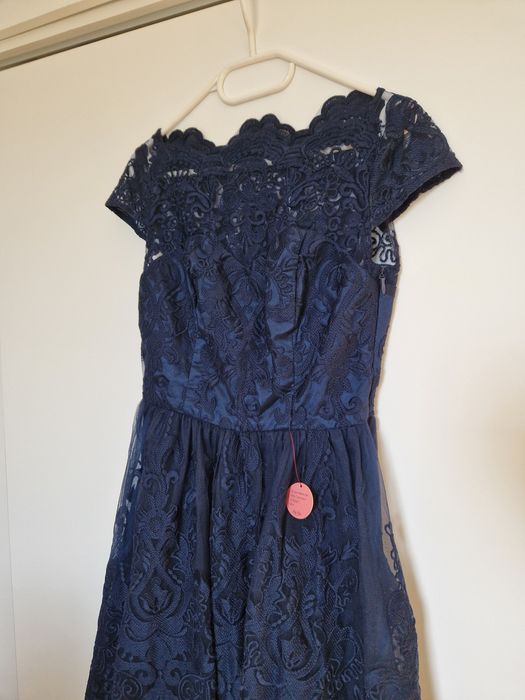 Нова тъмносиня рокля с дантела размер М