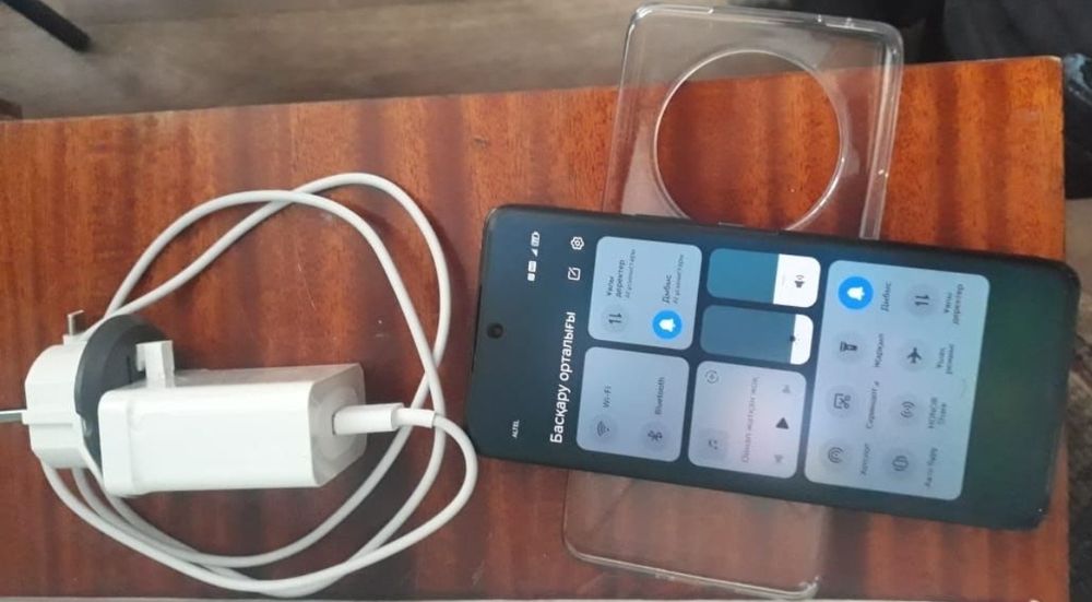 HONOR Көп қолданылмады, Жаңа күйінде тұр!