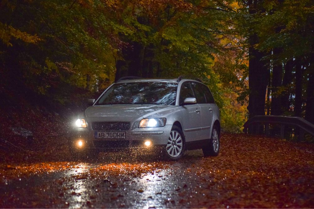 Volvo v50 2004 2.0D 136cp