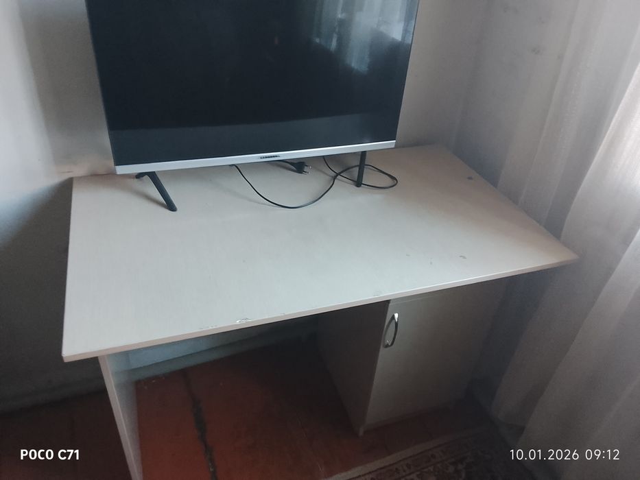 Продам стол рабочий