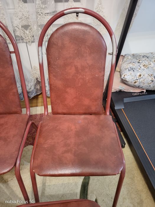 Продам Стулья 5 шт