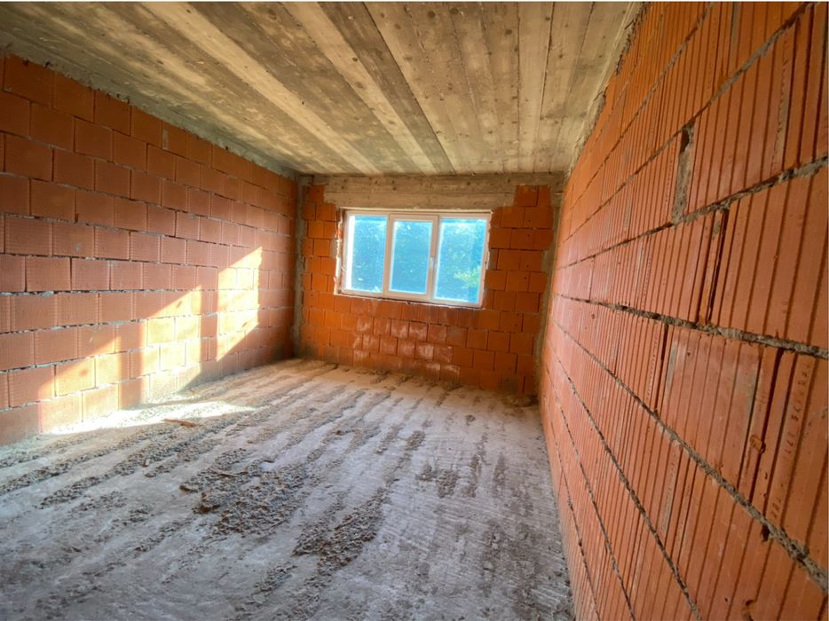 Casă 100 mp + teren 400 mp – Clinceni, la rosu – proprietar