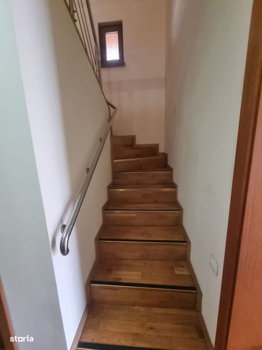 Vilă P+M,teren 1.790 mp,Simeria-zonă rezidențială
