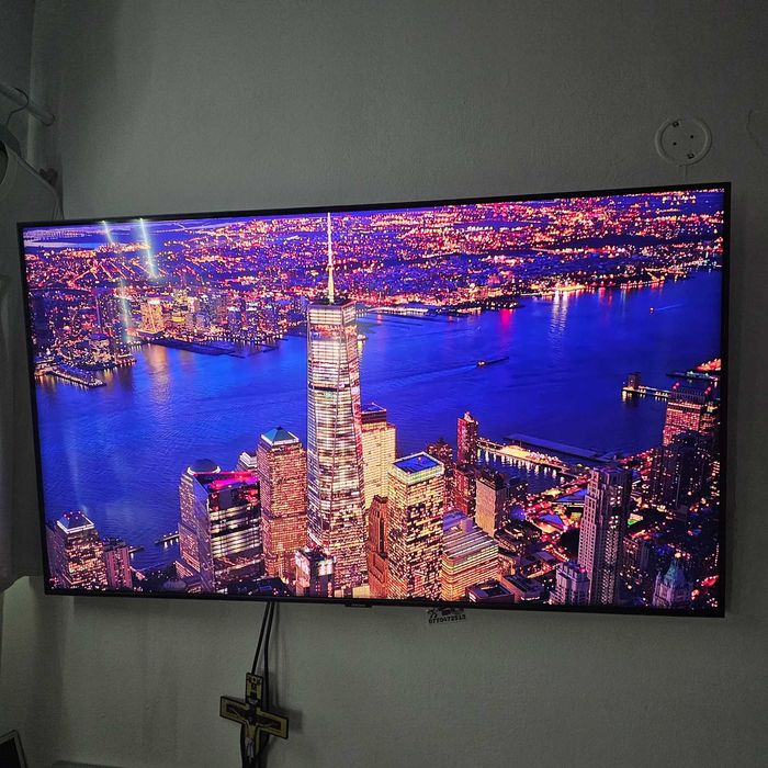 Televizor Smart Samsung QLED QE50Q60TAUXXH 50 inch 125cm