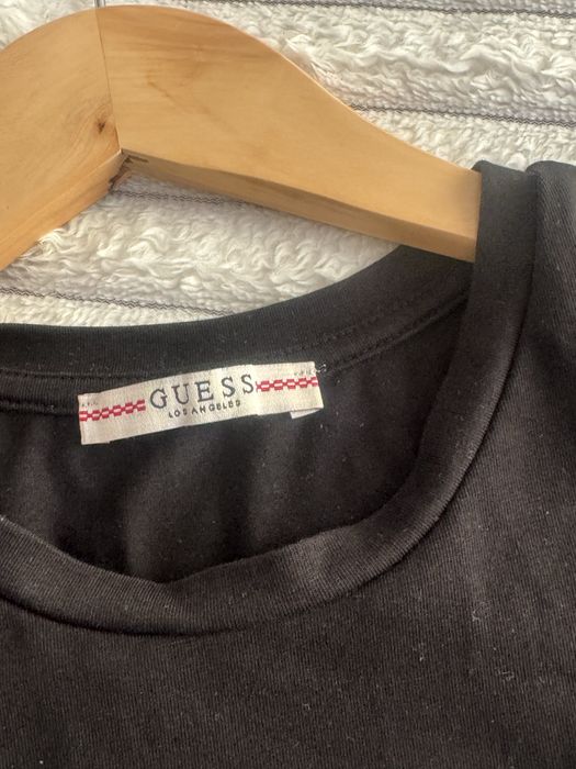 Guess - Дамска, черна тениска с камъни, размер С