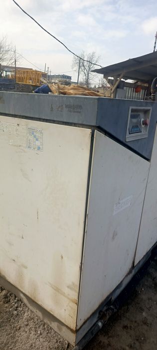 Сотилади Пескоструй апарати ва компрессор