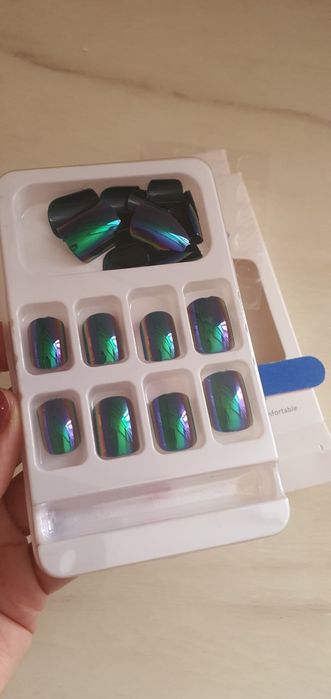 Накладные ногти новые