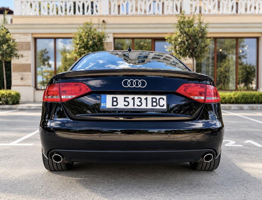 Audi A4 3. 0 TDI V6 Quattro   239 к. с
