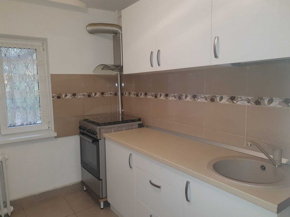 Apartament 2 camere de închiriat