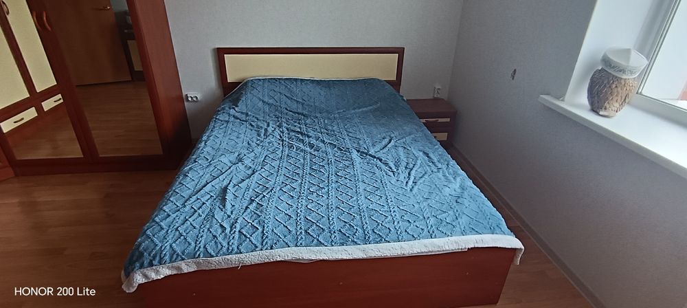 Продам спальный гарнитур в хорошем состоянии