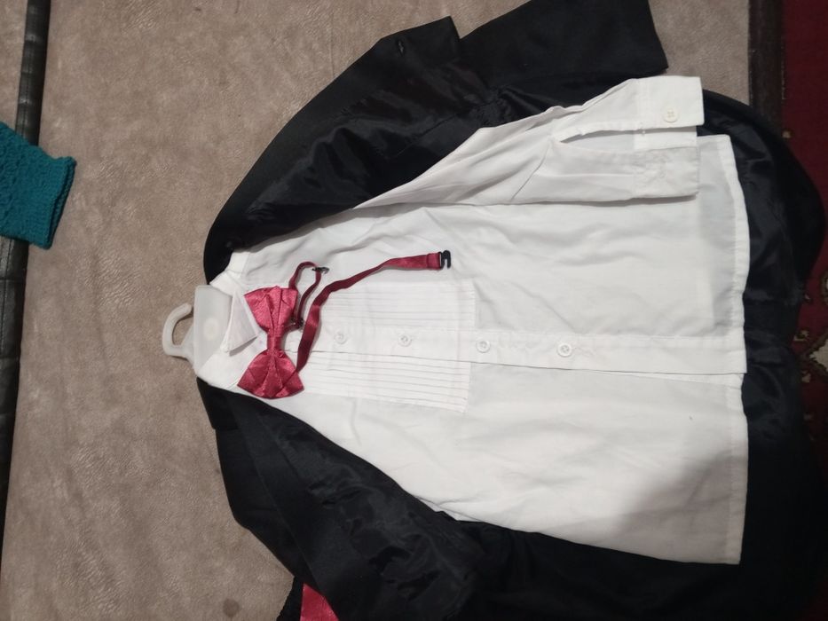 Продам смокинг тройка