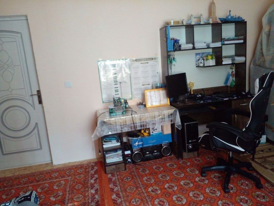 Mindonobodda 8 sotixli hovli uy sotiladi!