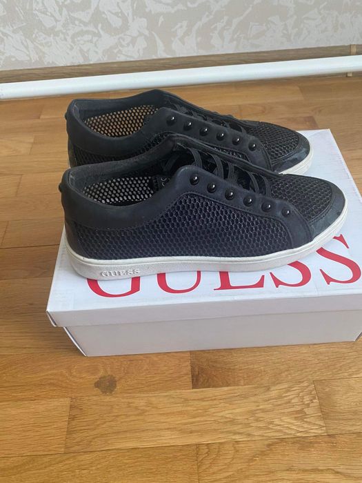 Дамски маратонки Guess