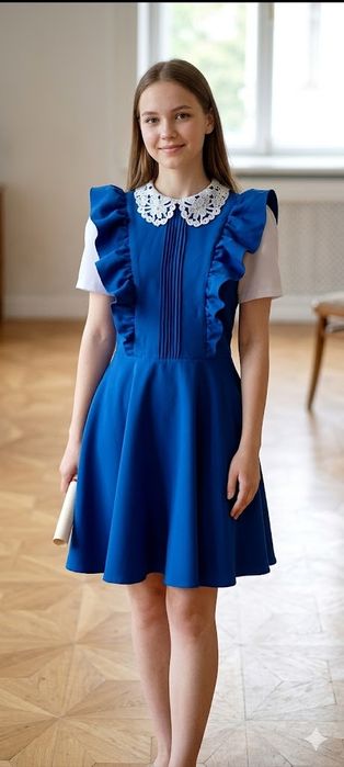 Школьное нарядное платье.