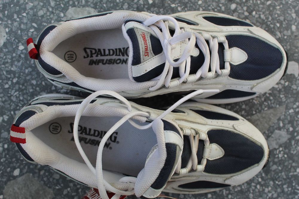 Маратонки Spalding