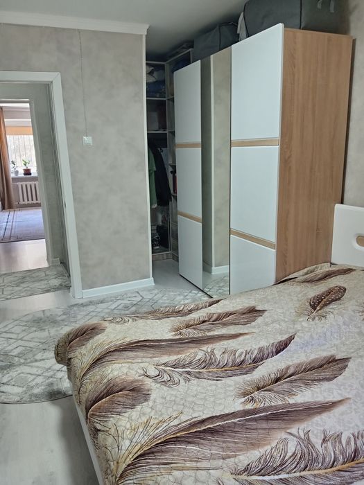 Продам 2х км квартиру