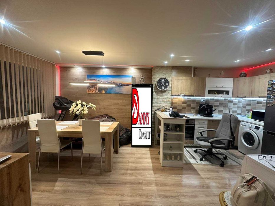 Продава се Тристаен апартамент в Велико Търново, Акация - 103 кв.м за 1748 €/кв.м - Снимка #1