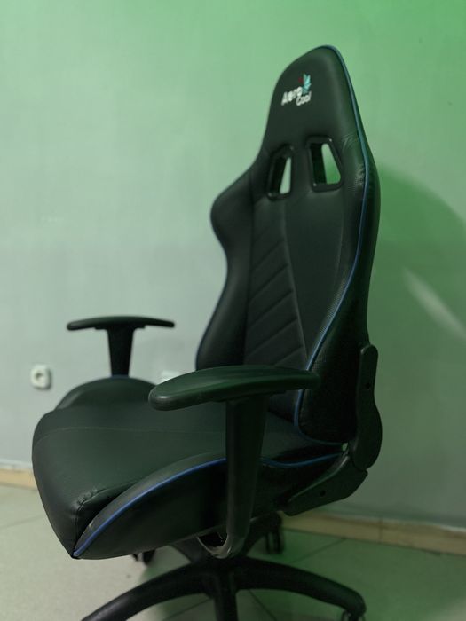 Игровое кресло Aerocool