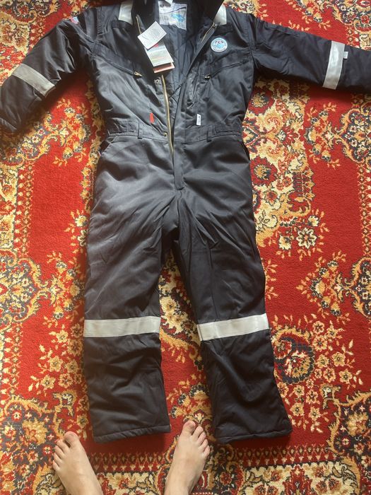 Зимнии комбинезон