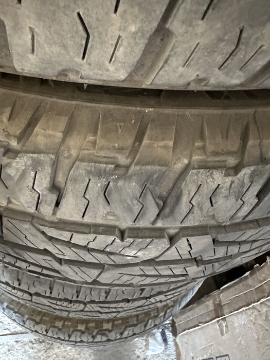 Продам Bridgestone 285/60/18 5 шт