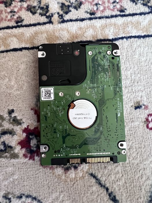 внутренний жёсткий диск на 64GB