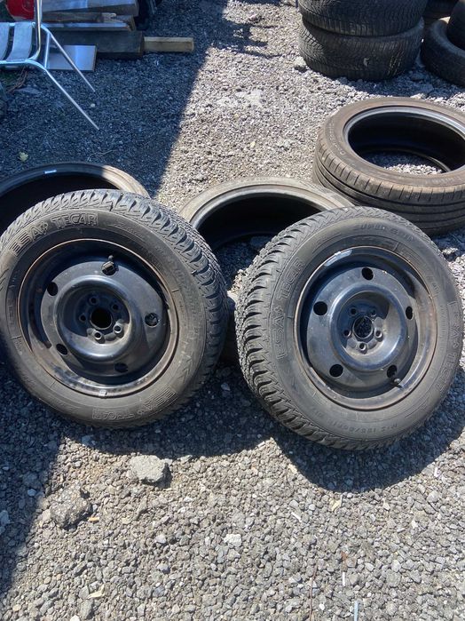 Железни джанти с гуми 195/65R15