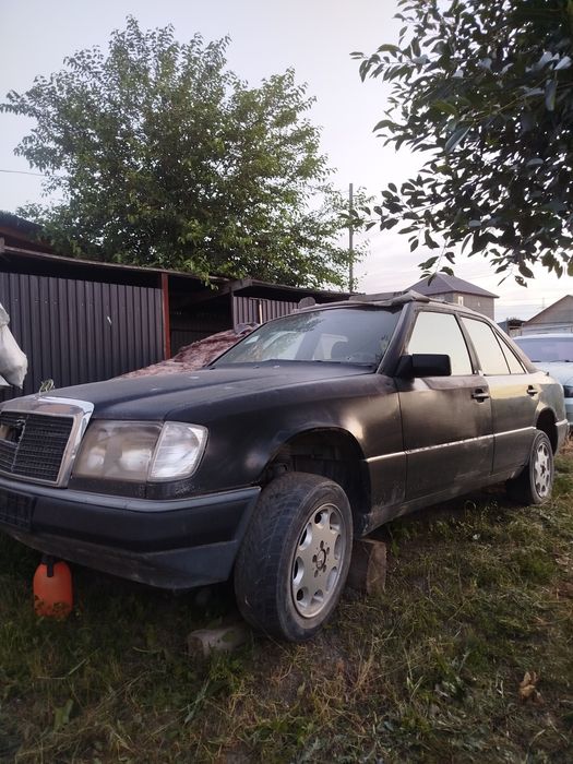 Продам Мерседес 260