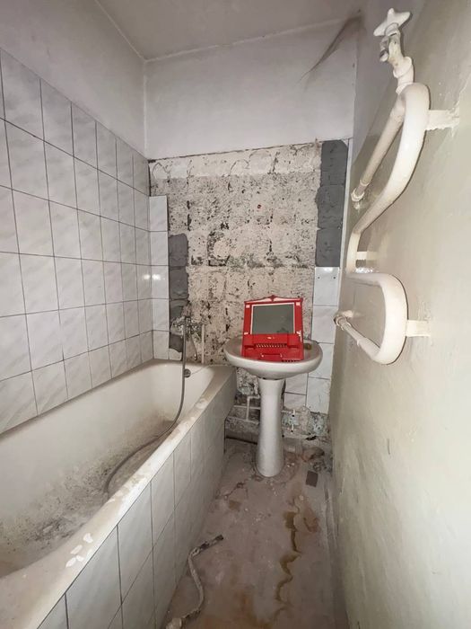 Квартира продается 3/4/4 на Ц 13