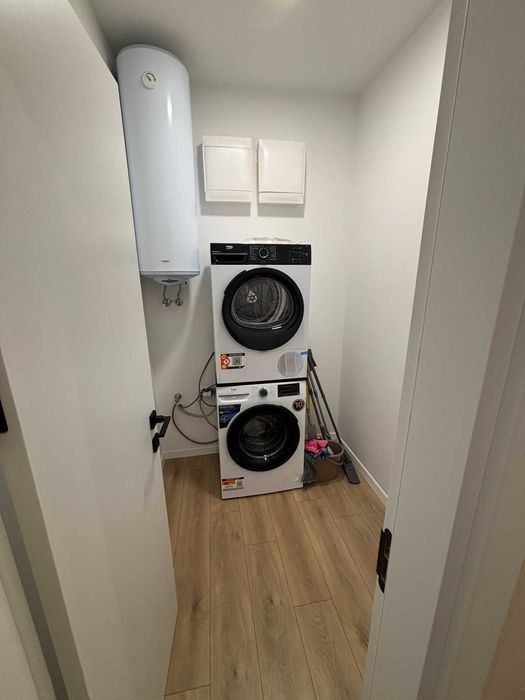 Дава се под наем Тристаен апартамент в Бургас, Славейков - 136 кв.м за 1500 € - Снимка #11