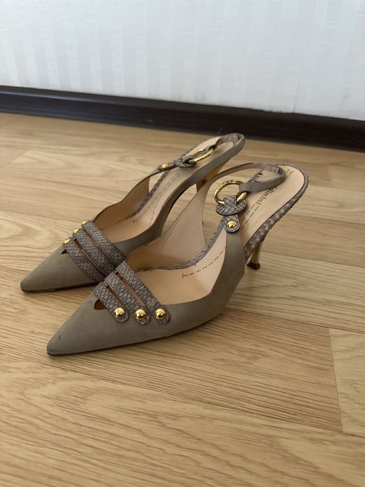 Продам женские туфли