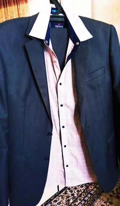 Костюм мужской, рубашка