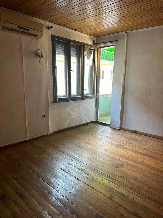 Продава се Етаж от къща в Бургас, Център - 150 кв.м за 1667 €/кв.м - Снимка #3