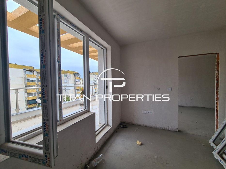 Продава се Двустаен апартамент в Пловдив, Остромила - 50 кв.м за 1300 €/кв.м - Снимка #2