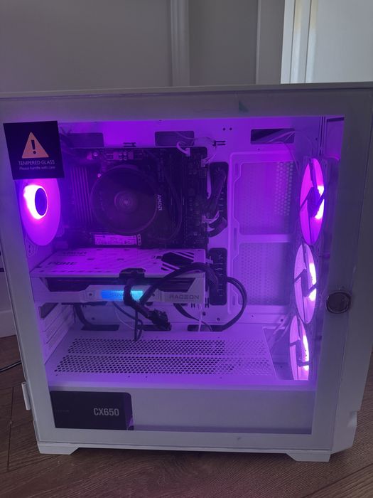 Calculator PC gaming ryzen 5 5600x , rx 9060 xt , 32gb ram , garantie