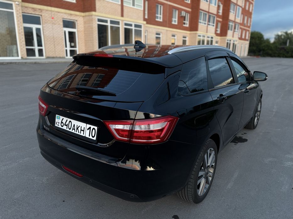 Лада Vesta sw 2022