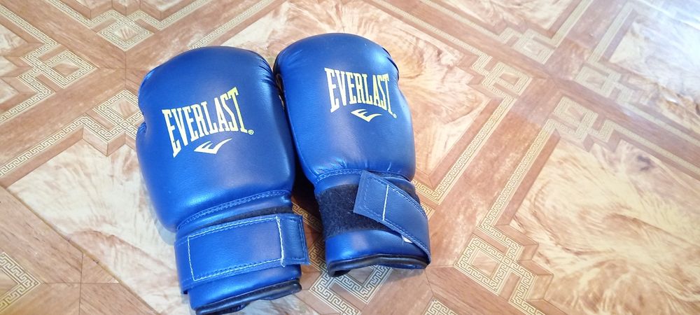 Перчатки боксерские детские