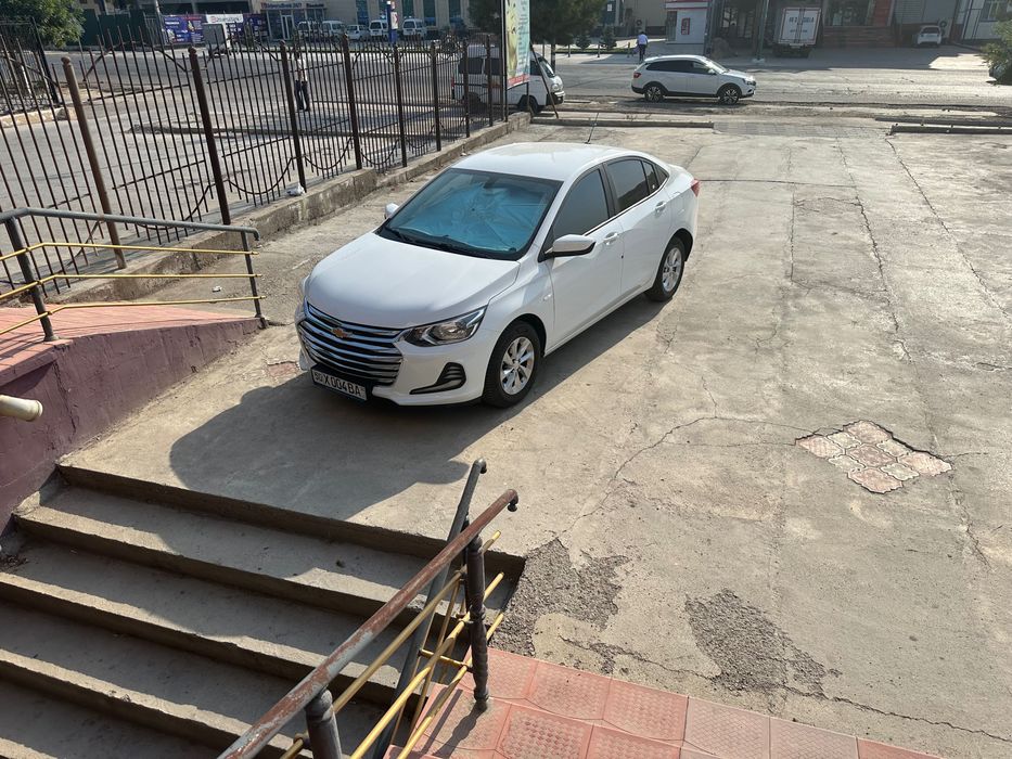 Оникс 3- позиция продается 2023 год.