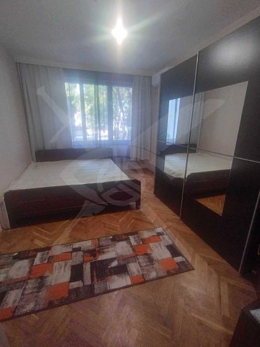 Дава се под наем Тристаен апартамент в Варна, Център - 100 кв.м за 500 € - Снимка #4