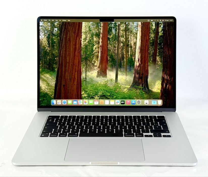 НОВ! Apple MacBook Air 15 M3 2024 16RAM 256GB Starlight Гаранция!