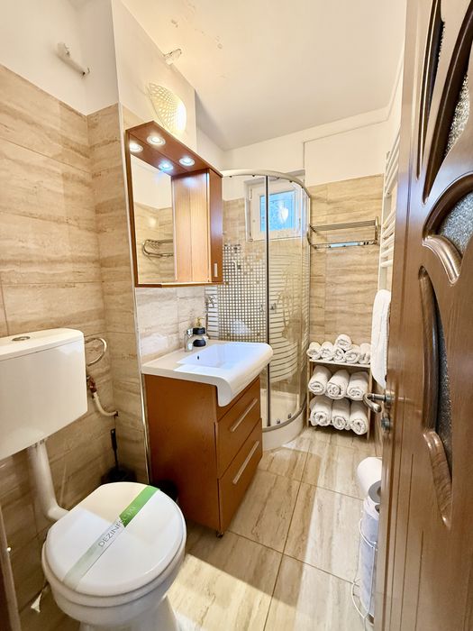 Apartament 3 camere de inchiriat termen lung