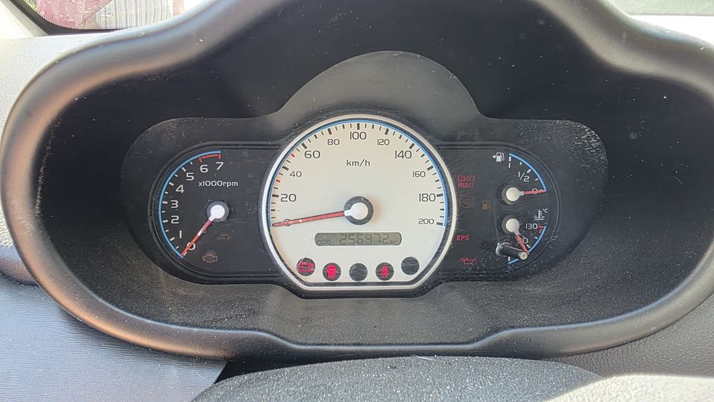 HYUNDAI i10 2008 — imagine 5