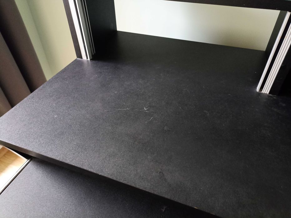 Студийно бюро Glorious Workbench Black