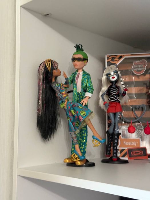 срочная продажа кукол монстер хай