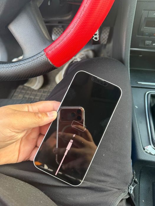 Vând iPhone 14 plus