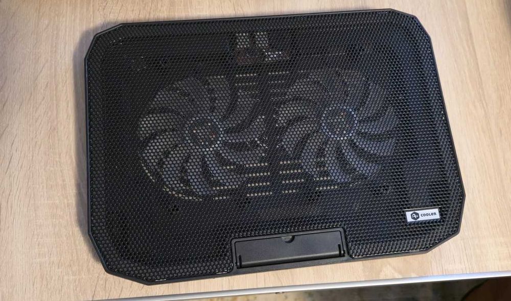 Laptop Gaming 15.6" ACER Nitro 5 AN515-44-ROXU în condiție bună