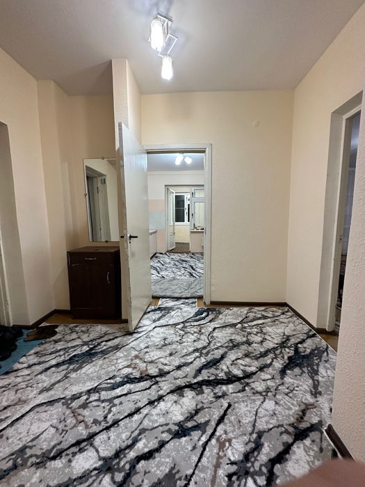 Сдается в долгосрочную аренду трех комнатная квартира