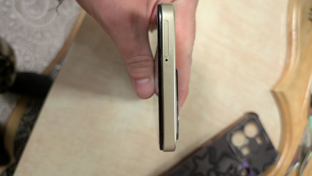 Vivo Y35 Б/У зарядка, коробка