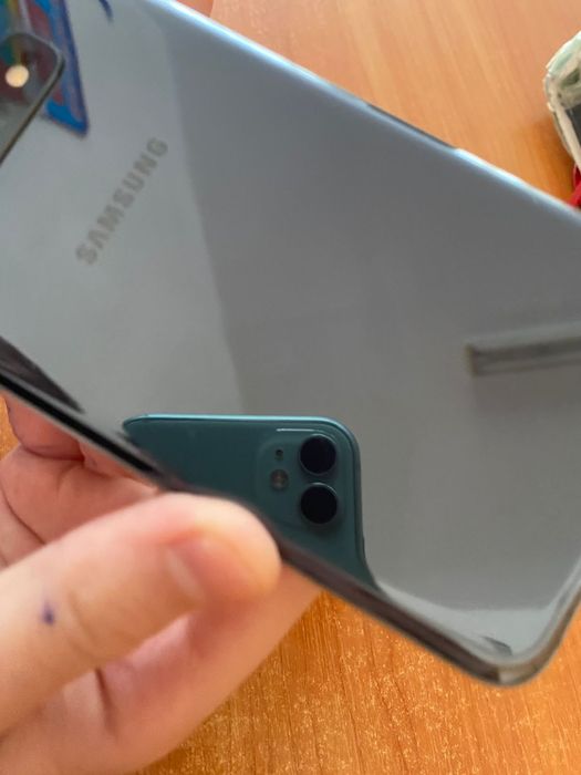 Самсунг с10е без коробки