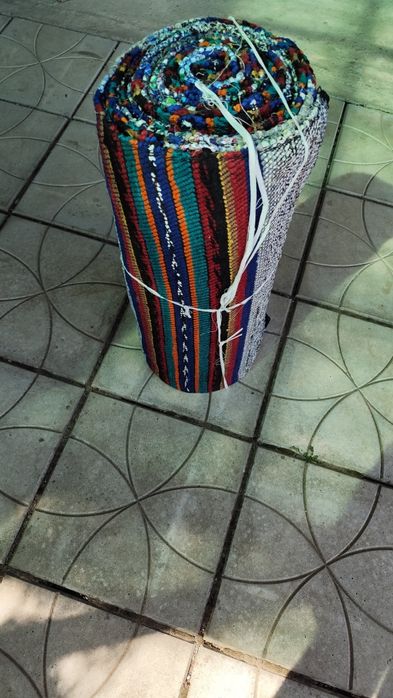 Автентични ръчно тъкани черги